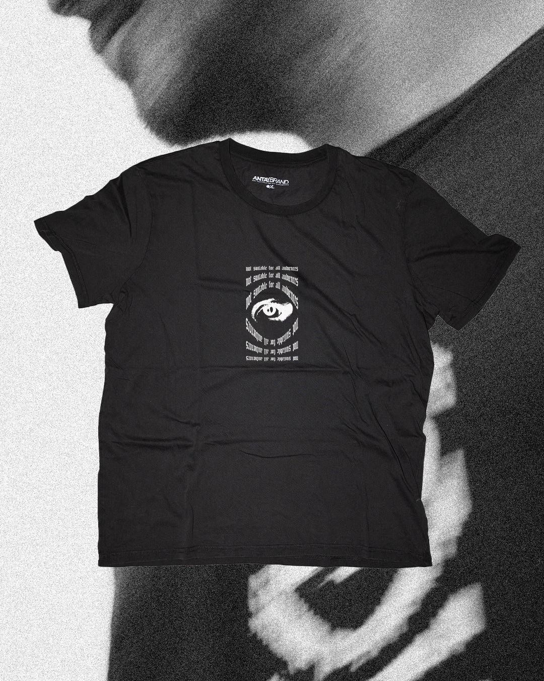 YOUR EYES T-SHIRT // BLACK