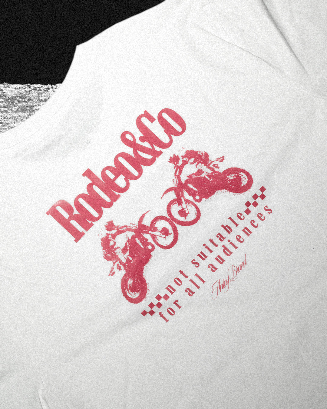 RODOE&CO T-SHIRT // OFF WHITE